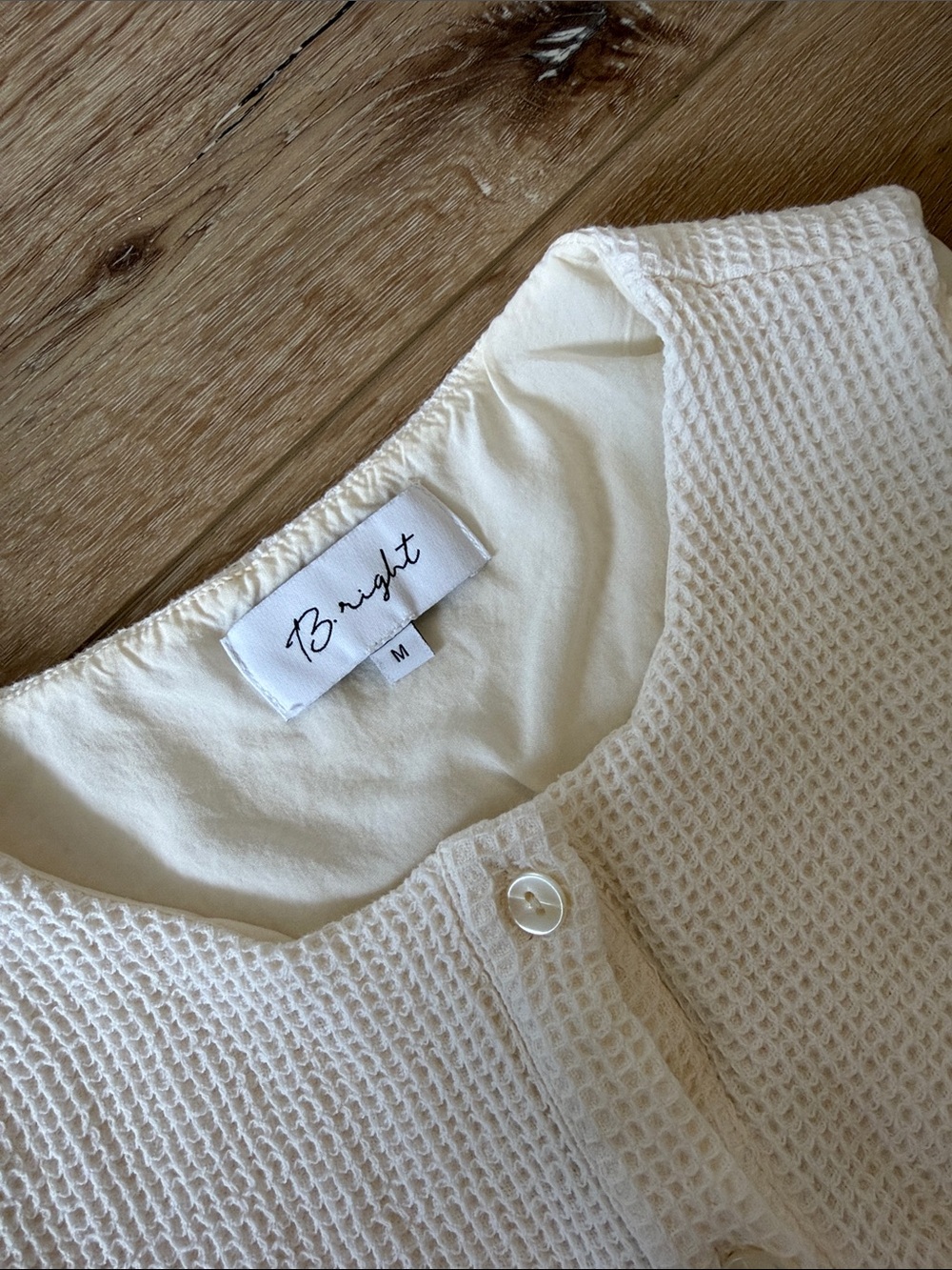 Cream Knit High-Waist Shorts Set- top and shorts included - Picture 2 of 7